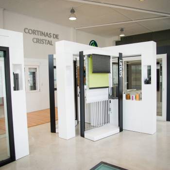 coinwindows FABRICANTES DE VENTANAS DE PVC Y ALUMINIO A MEDIDA EN MALAGA